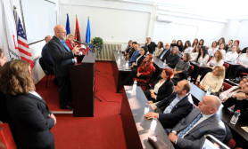 Vizita e Ambasadorit Amerikan në Universitetin “Fehmi Agani”, Gjakovë
